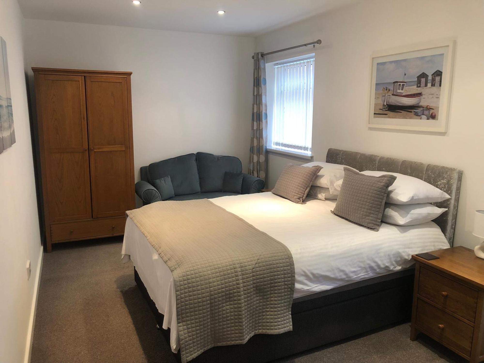 Edenfield Number 42 — Photos 3